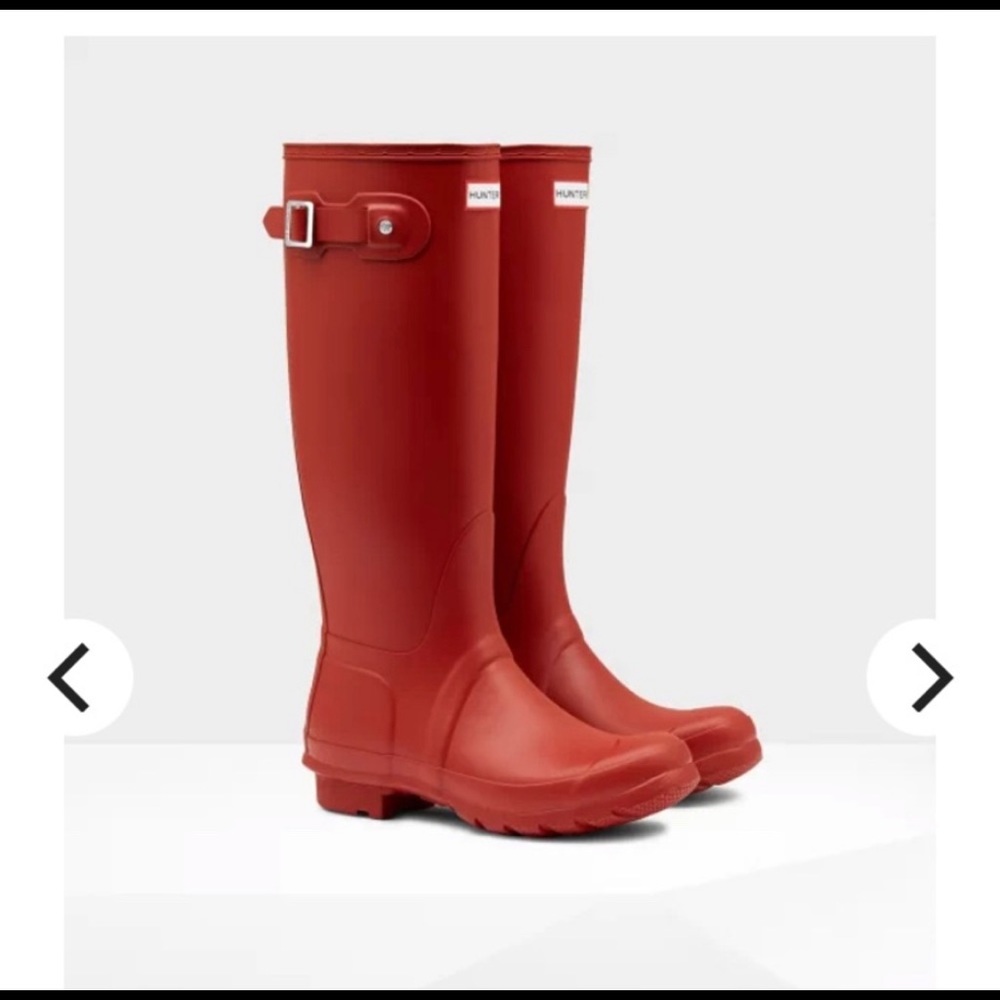 HUNTER boots red matte